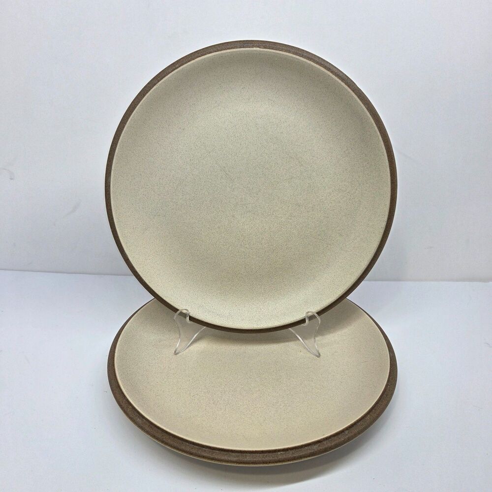 Crown Ceramics For Cracker Barrel DUNE Set Of 2 Beige 10 1/2" Dinner Plates  GUC